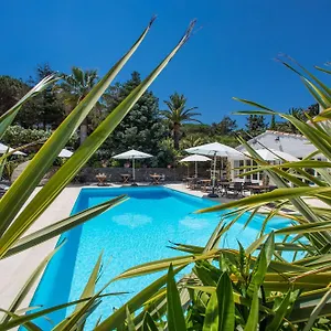 La Bastide Des Salins Hotel